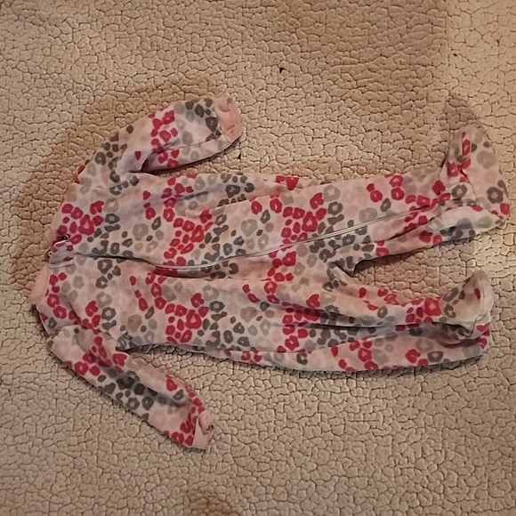 Flannel baby onsie pjs - Picture 1 of 2